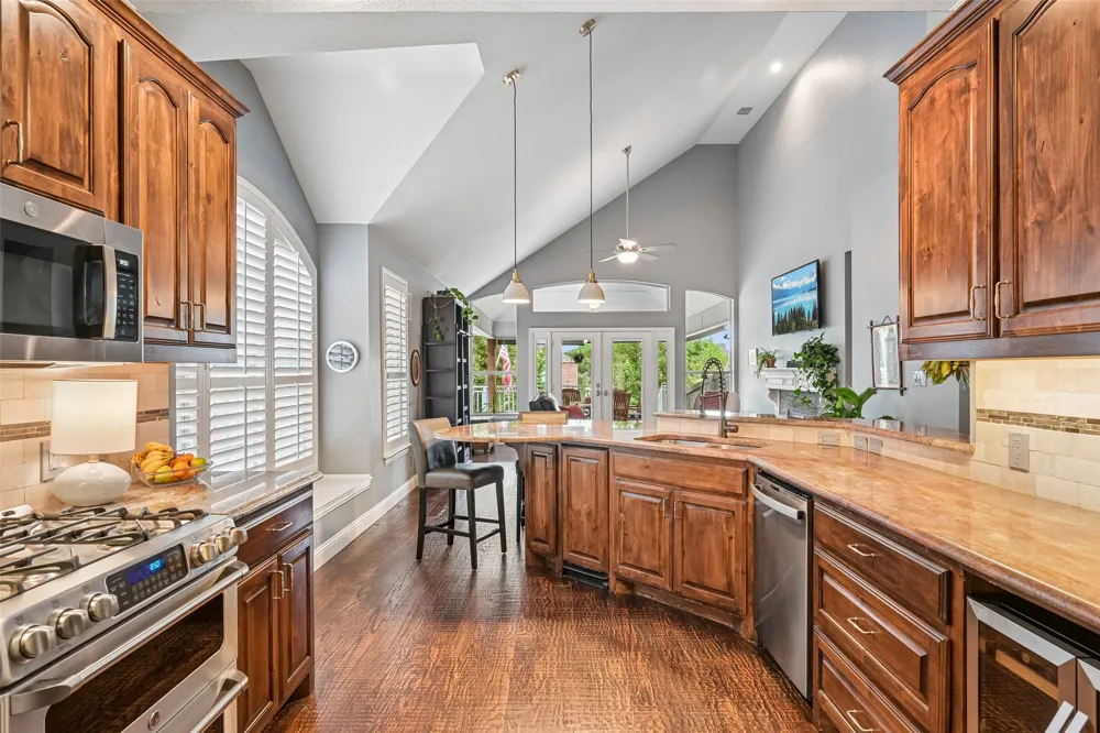 2928 Newport Drive Rockwall, TX 75032