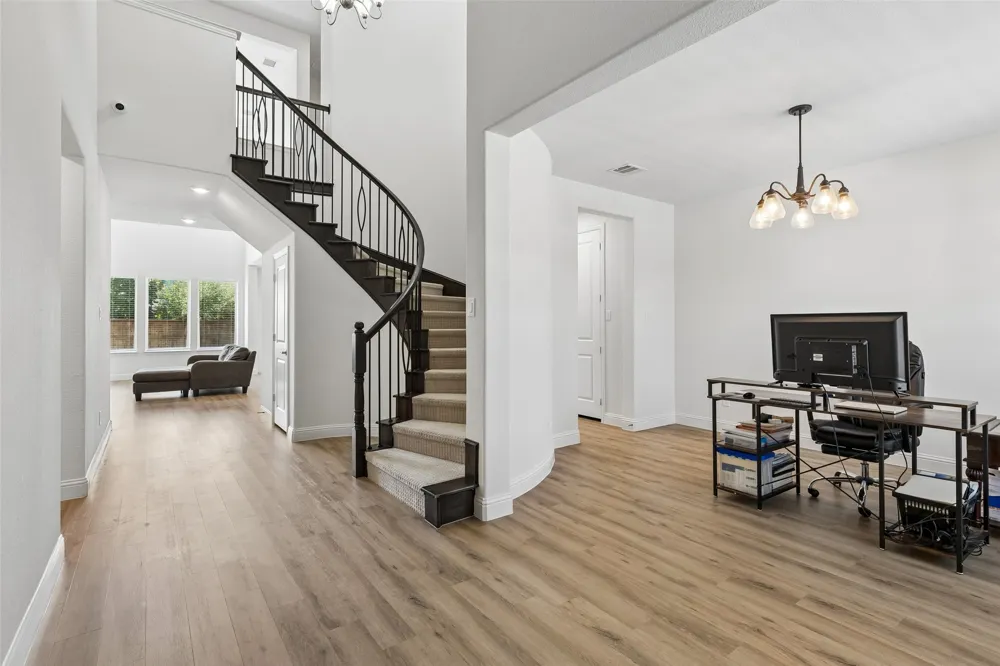 3103 Royal Lane Celina, TX 75009