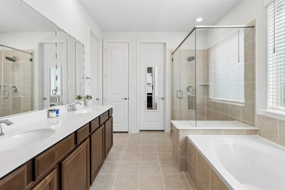 3103 Royal Lane Celina, TX 75009