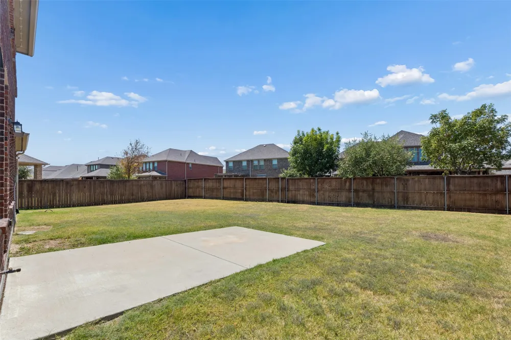 3103 Royal Lane Celina, TX 75009