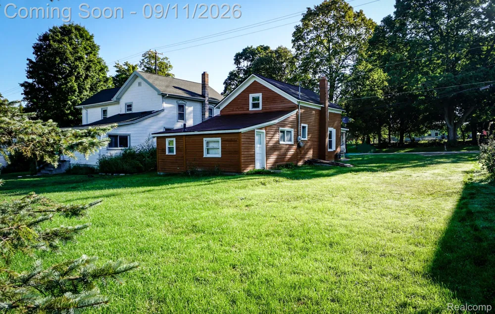 109 Church Street Byron Village, MI 48418