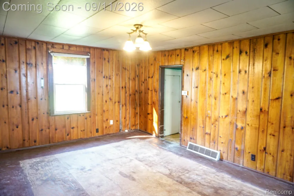 109 Church Street Byron Village, MI 48418