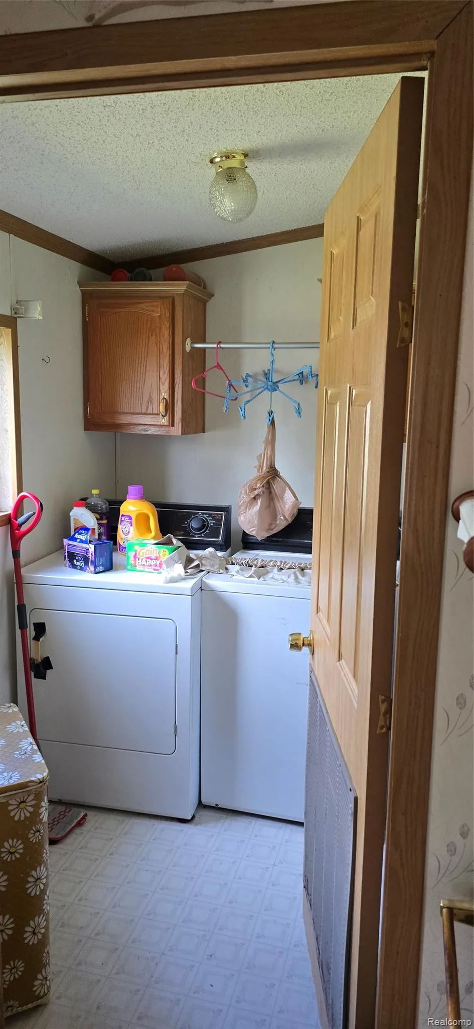 614 Thunder Bay Avenue Alpena Township, MI 49707