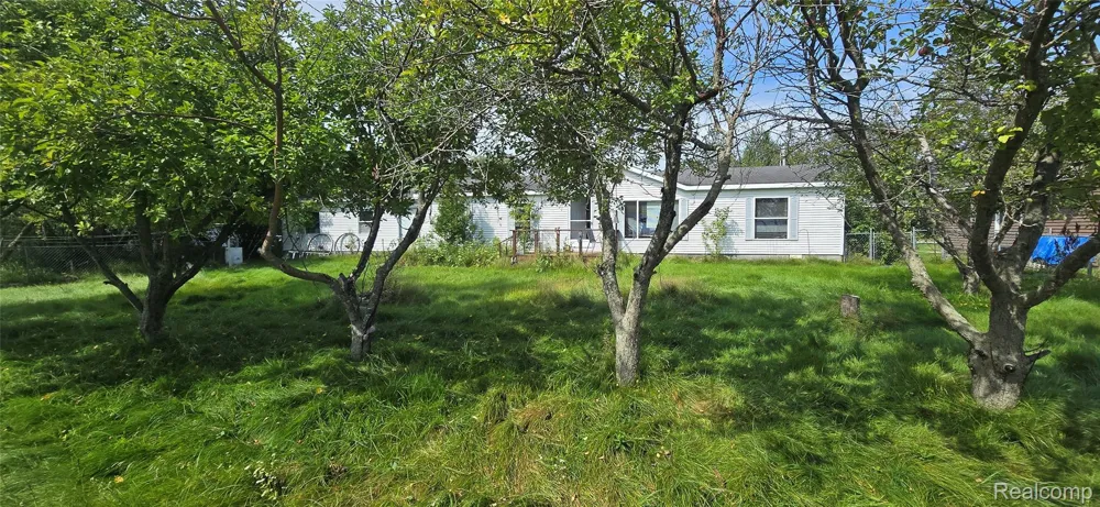 614 Thunder Bay Avenue Alpena Township, MI 49707