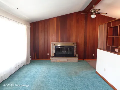 1391 Sauk Lane