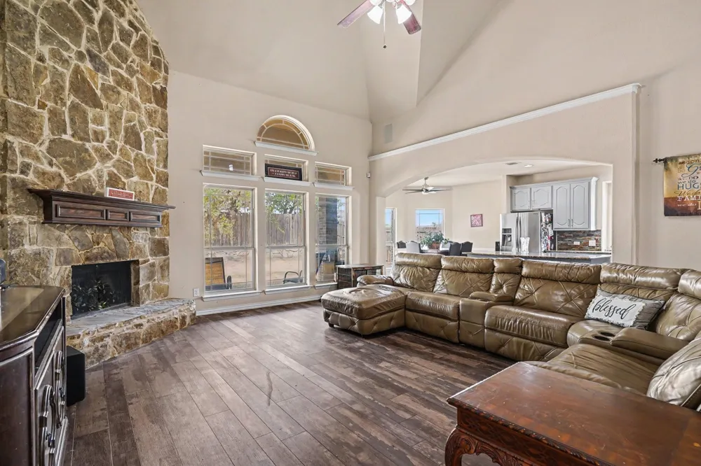 1613 Fiddleneck Street Fort Worth, TX 76177