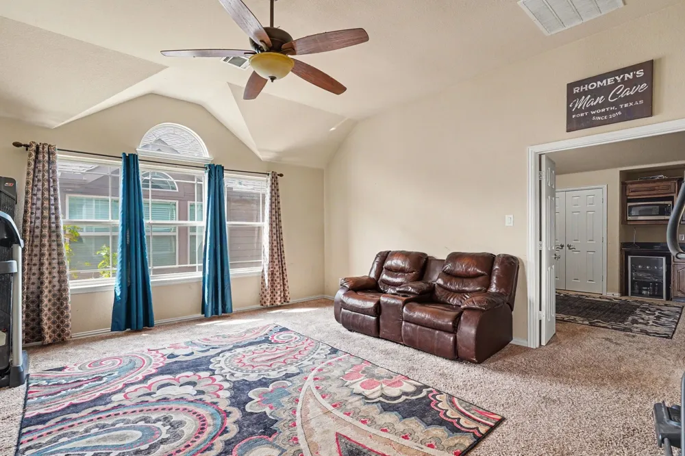 1613 Fiddleneck Street Fort Worth, TX 76177