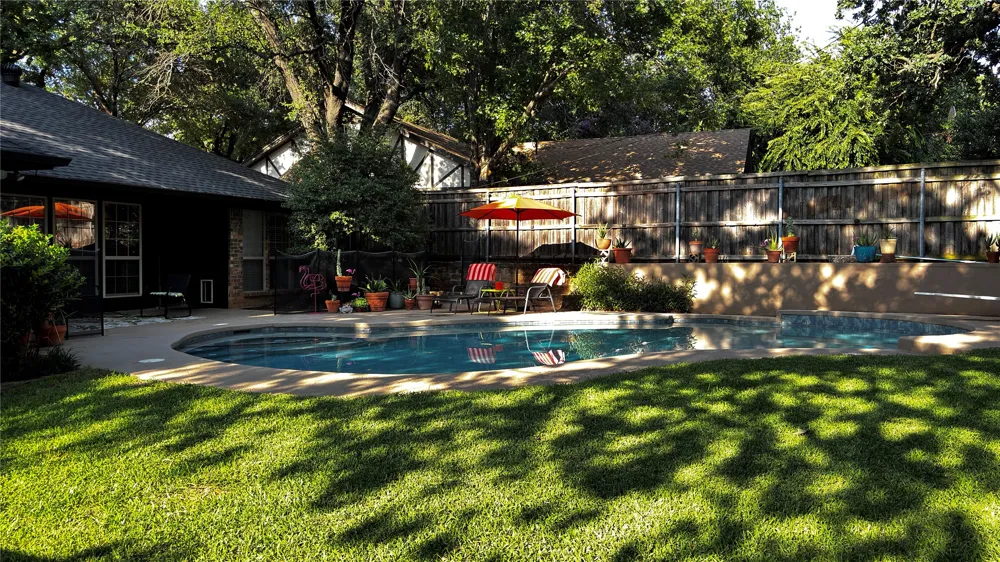 500 Sunlight Court Arlington, TX 76006