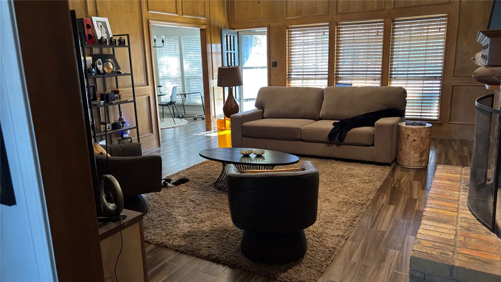 500 Sunlight Court Arlington, TX 76006