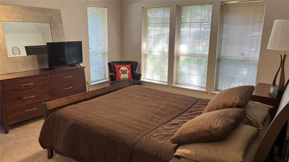 500 Sunlight Court Arlington, TX 76006