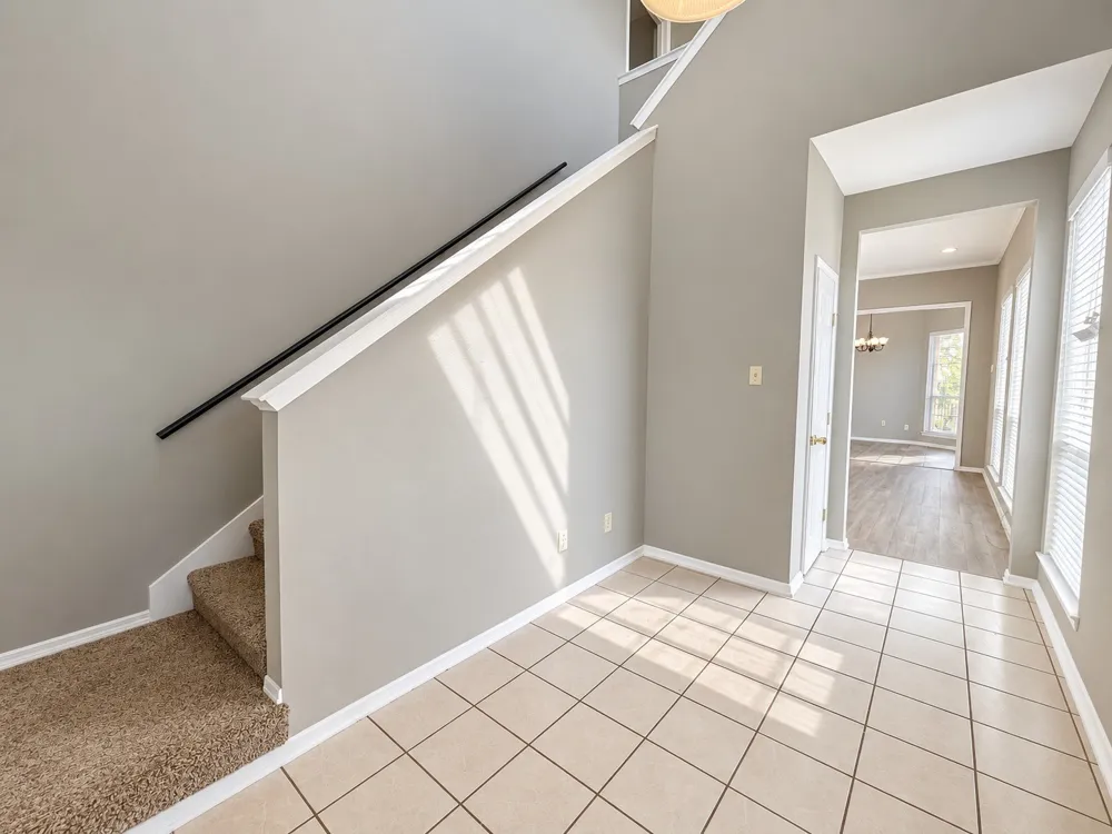 815 Valleybrooke Drive Arlington, TX 76001