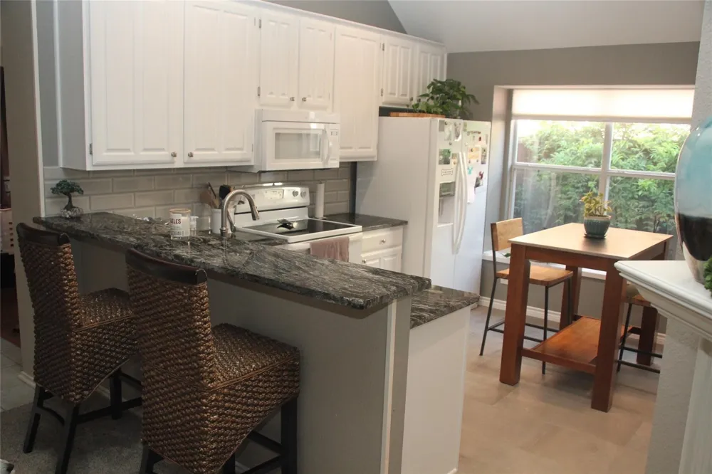 1005 Calgary Court Lewisville, TX 75077