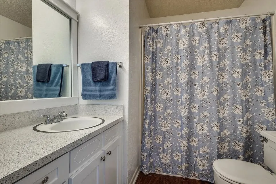 627 Texas Street Denton, TX 76209
