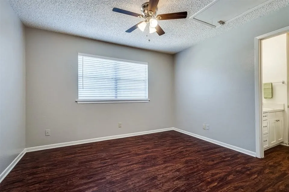 627 Texas Street Denton, TX 76209