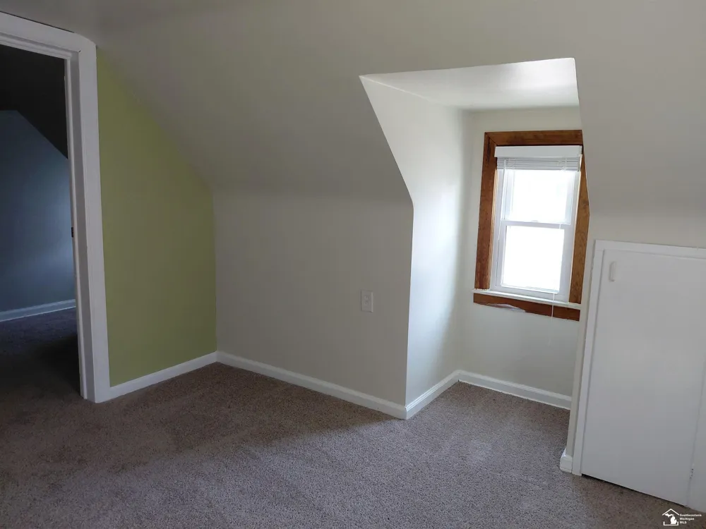 5705 Vernon Street Dearborn Heights City, MI 48127