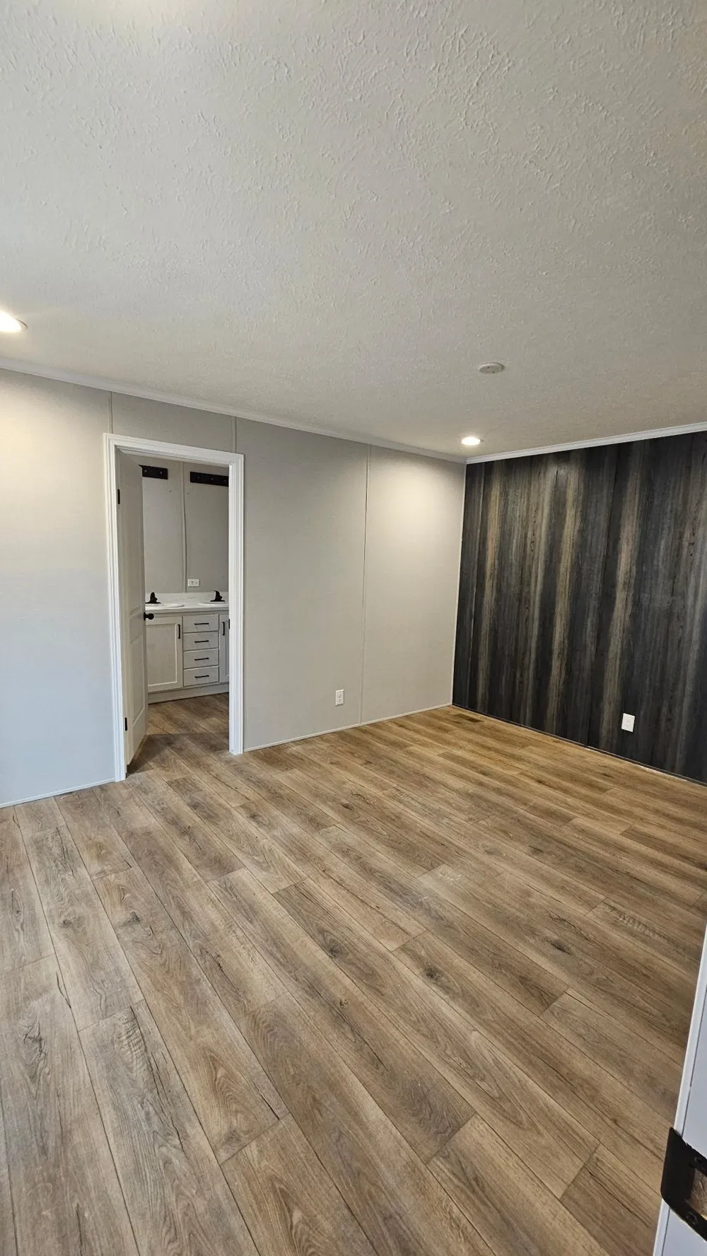 6323 SW Gonyer Springfield Township, MI 49633