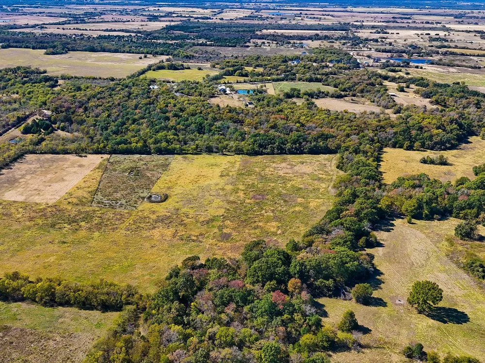12303 CR-4026 Kemp, TX 75143