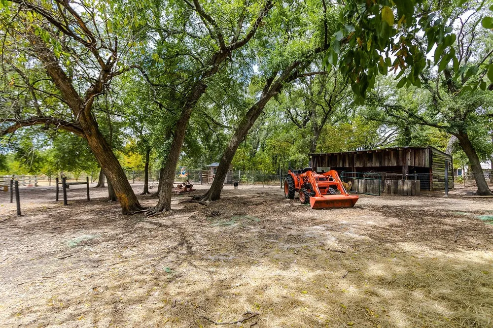 5927 Wolf Trail Celina, TX 75009