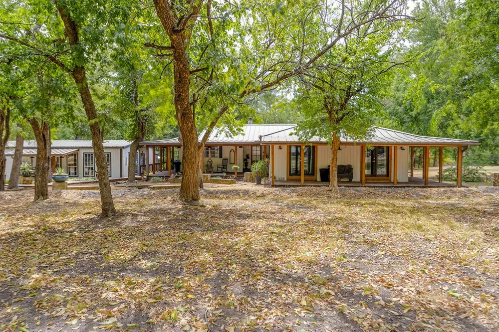 5927 Wolf Trail Celina, TX 75009