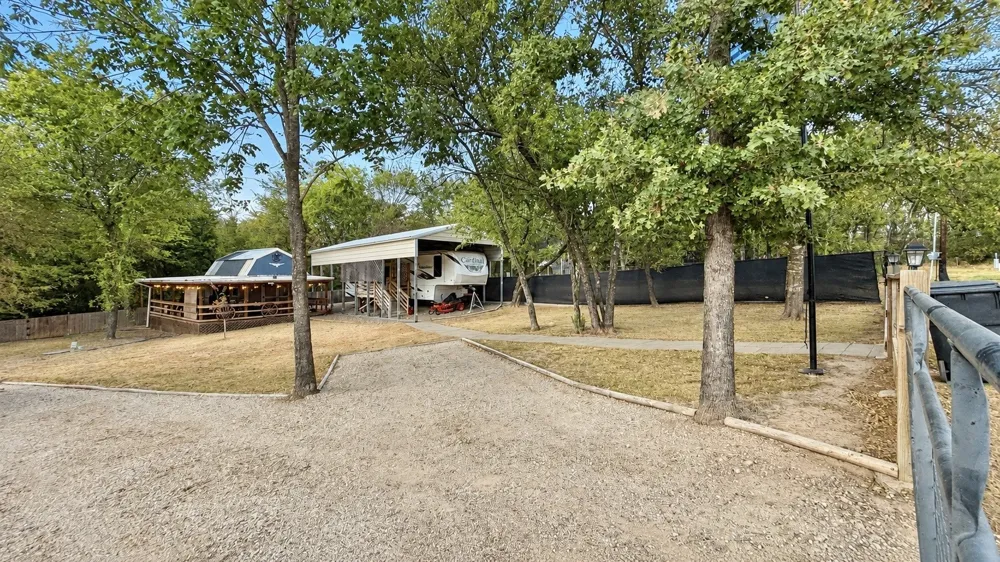615 Waterfront Row Quitman, TX 75783