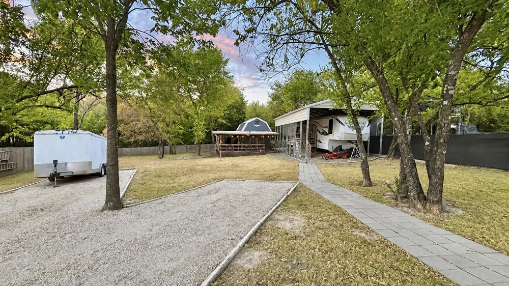 615 Waterfront Row Quitman, TX 75783