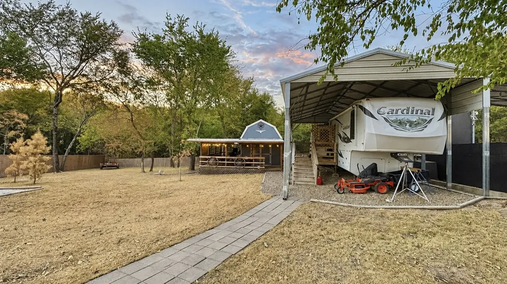 615 Waterfront Row Quitman, TX 75783