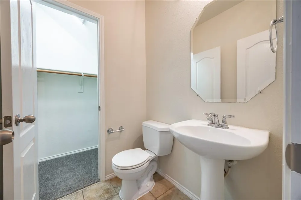 1725 Birds Eye Road Fort Worth, TX 76177