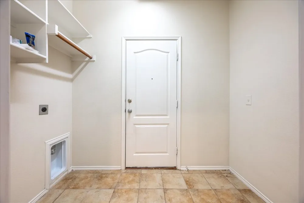 1725 Birds Eye Road Fort Worth, TX 76177
