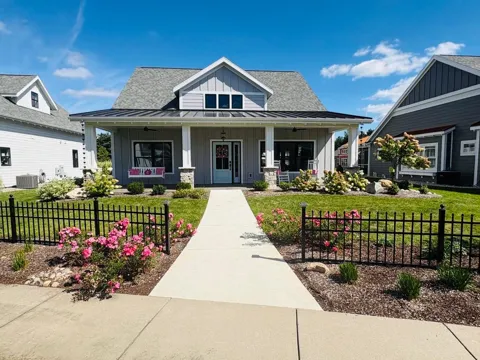 8202 Coneflower Cove