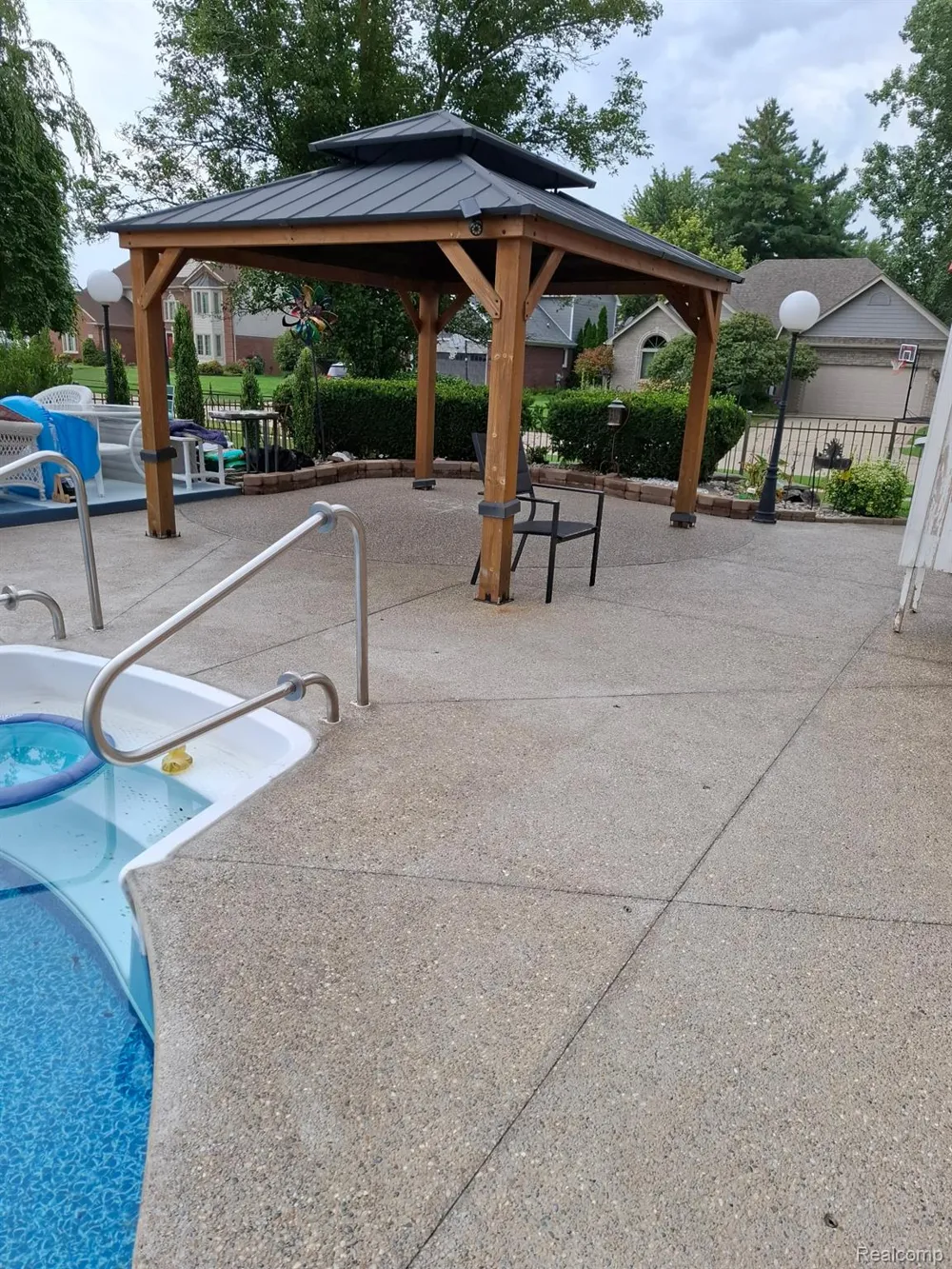 46793 Springwood Drive Macomb Township, MI 48044