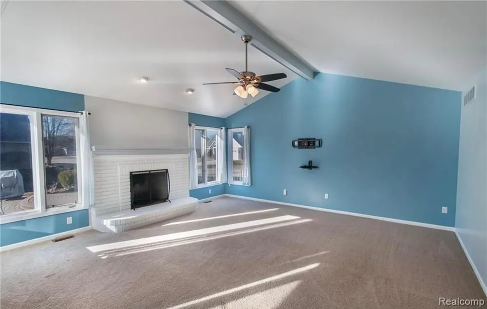 46793 Springwood Drive Macomb Township, MI 48044