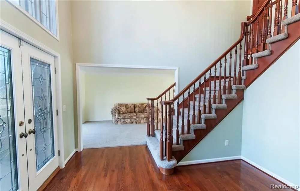 46793 Springwood Drive Macomb Township, MI 48044