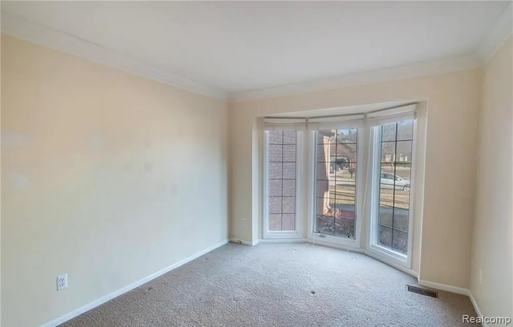 46793 Springwood Drive Macomb Township, MI 48044