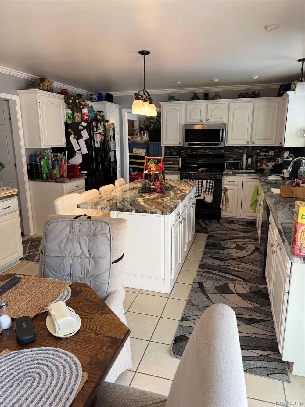46793 Springwood Drive Macomb Township, MI 48044