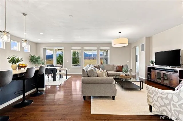 9437 Iron Mountain Way Arvada, CO 80007