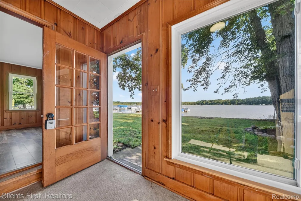 14344 Edgewater Drive Dexter Township, MI 48137