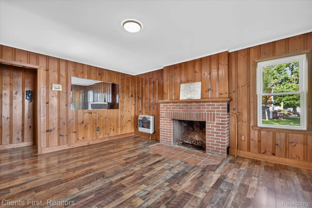 14344 Edgewater Drive Dexter Township, MI 48137