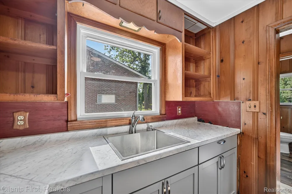 14344 Edgewater Drive Dexter Township, MI 48137