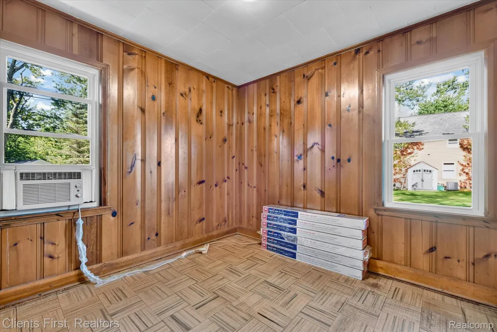 14344 Edgewater Drive Dexter Township, MI 48137