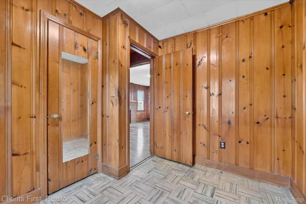 14344 Edgewater Drive Dexter Township, MI 48137