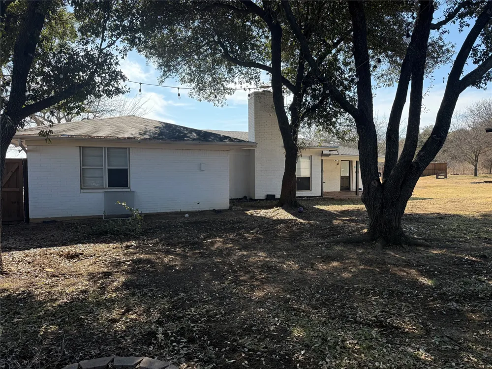 2817 NE 11th Street Mineral Wells, TX 76067
