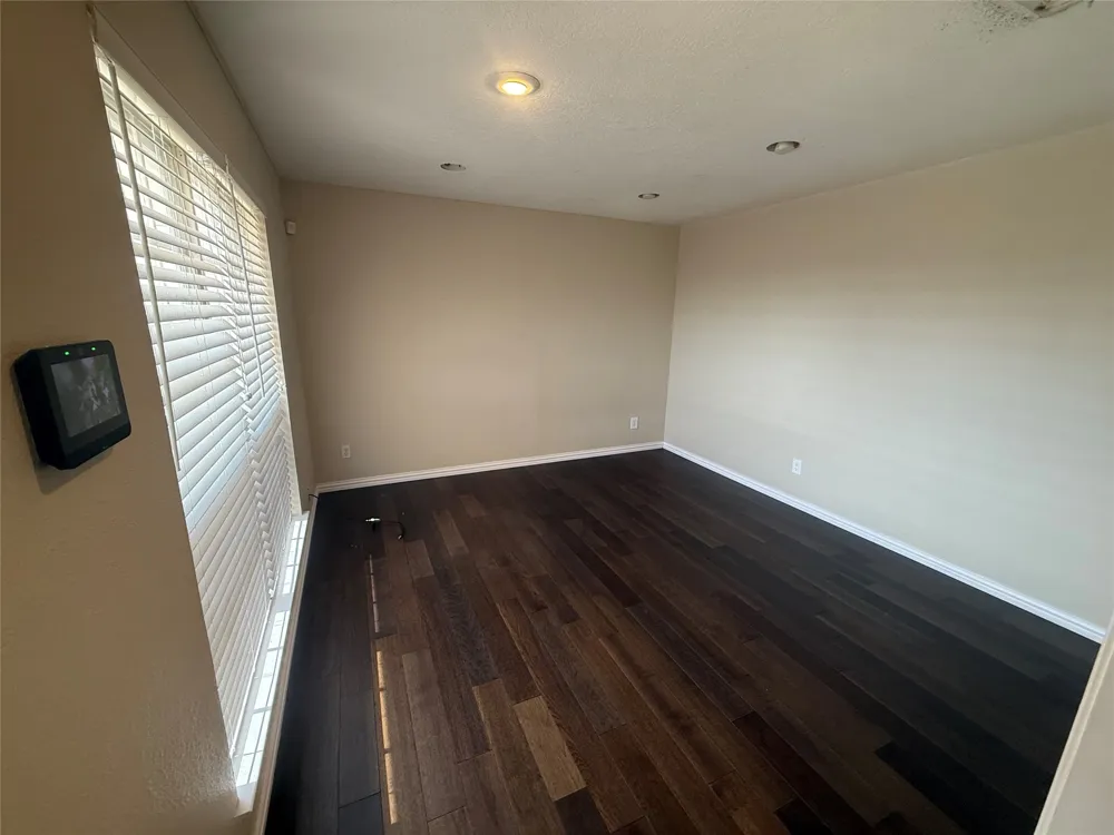 2817 NE 11th Street Mineral Wells, TX 76067