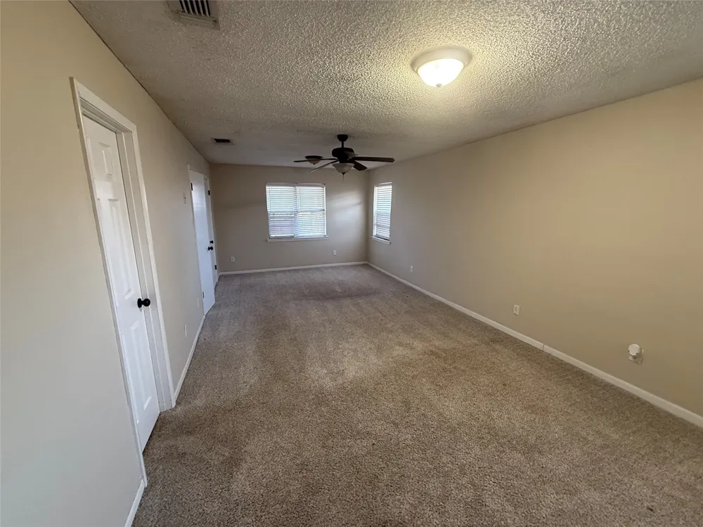 2817 NE 11th Street Mineral Wells, TX 76067
