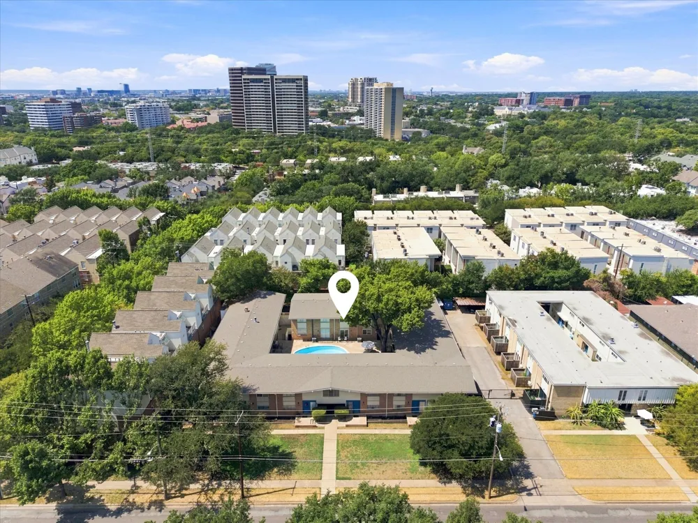 4011 Cole Avenue #111 Dallas, TX 75204