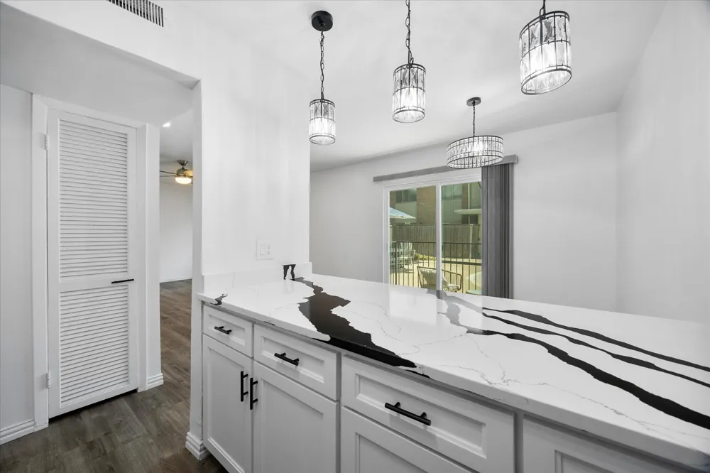 4011 Cole Avenue #111 Dallas, TX 75204