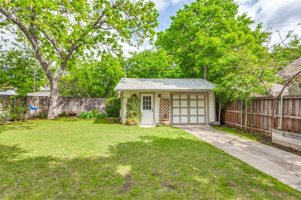 3720 Washburn Avenue Fort Worth, TX 76107