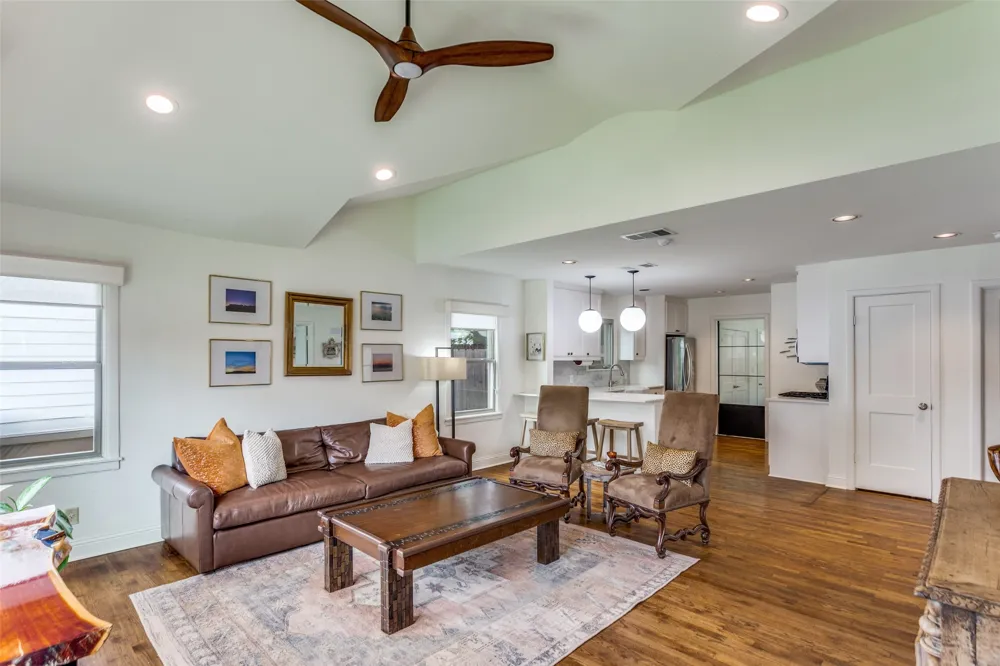 3720 Washburn Avenue Fort Worth, TX 76107