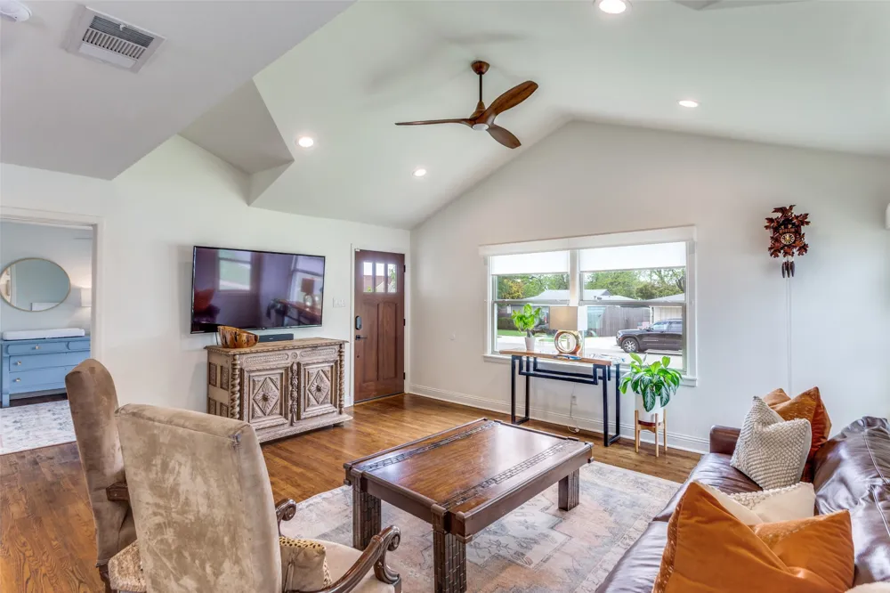 3720 Washburn Avenue Fort Worth, TX 76107