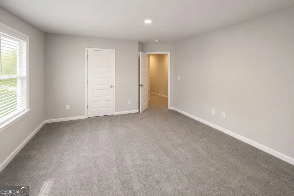 235 Flatcreek DR LaGrange, GA 30241