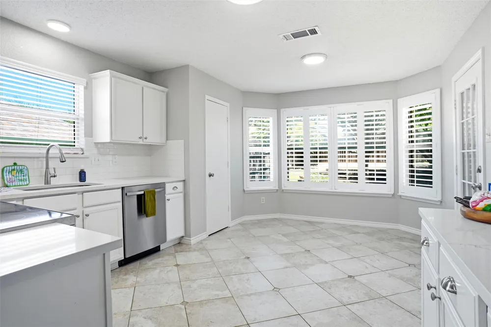 1105 Doreen Street White Settlement, TX 76108